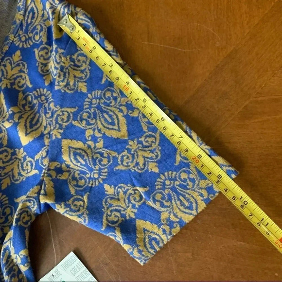 LuLaRoe NWT Perfect T Blue Gold Fleur-de-lis Knit Swing Top XXS - Picture 11 of 16